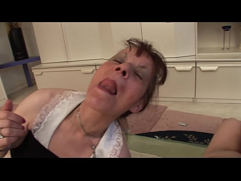 ❤️ Tvær ömmur og einn afi eiga þríeyki Heimabakað klám á is.porn-tub-sexer.ru ❌