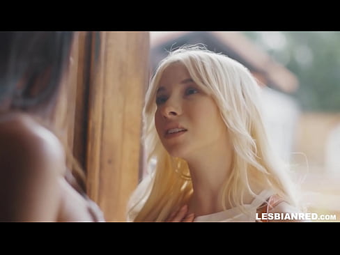 ❤️ Stelpan kemur heim nokkrum mánuðum síðar og endar með því að borða kisu stjúpmömmu sinnar Heimabakað klám á is.porn-tub-sexer.ru ❌